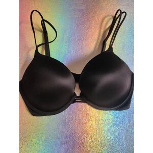 Victoria's Secret 32D Very Sexy push-up bra